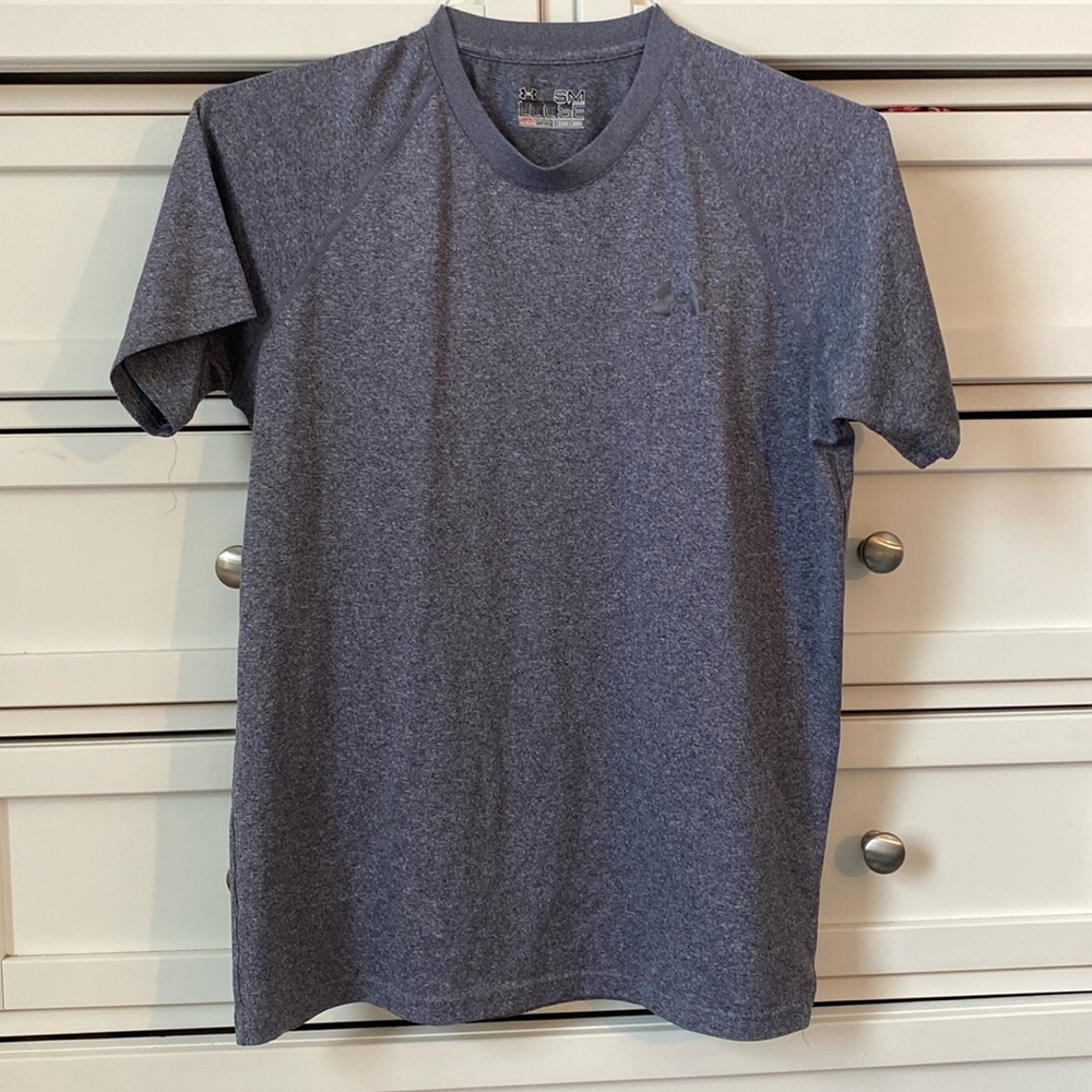 gray ish blue under armour tee